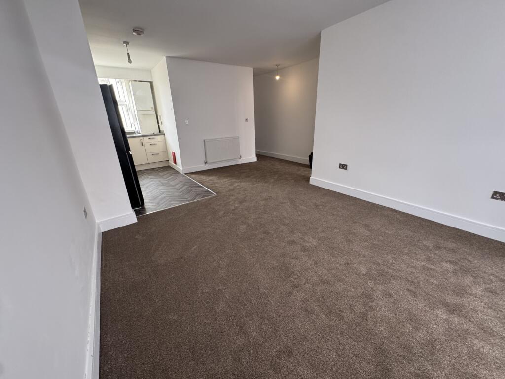 Apartment in Harrow - View 3