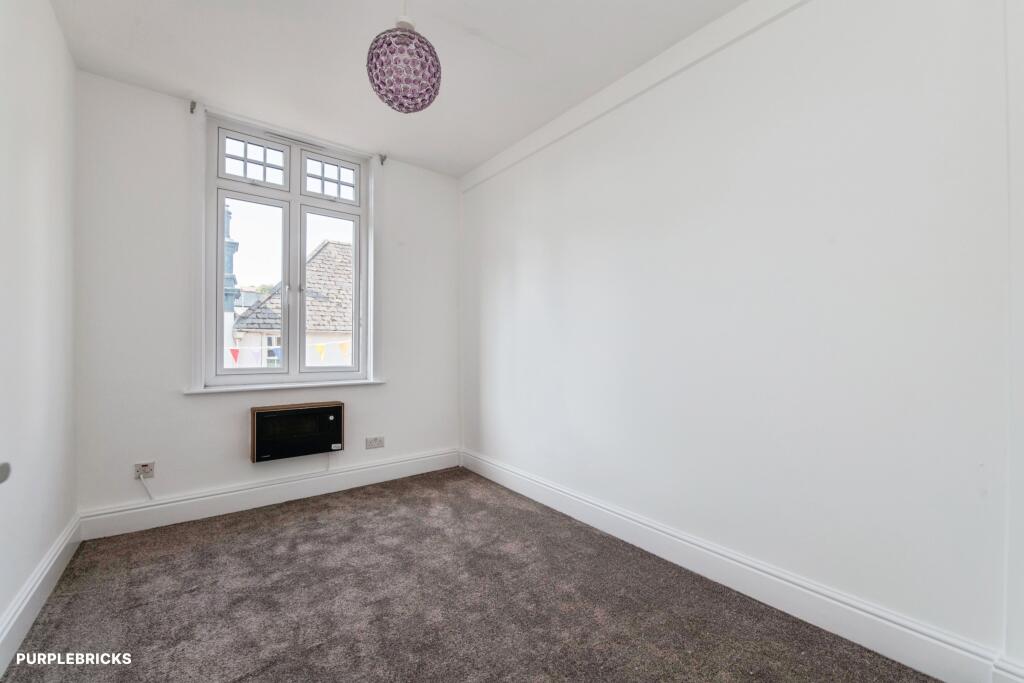 Apartment in Exeter - View 4