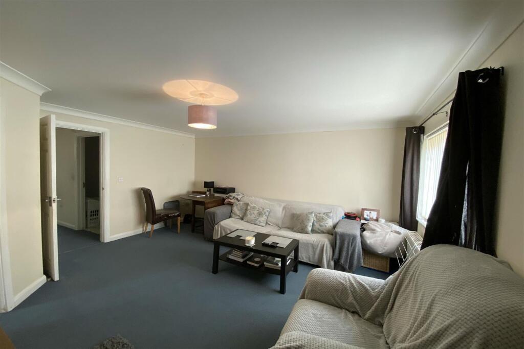 Bective Road, Kingsthorpe, Northampton NN2 photo 3