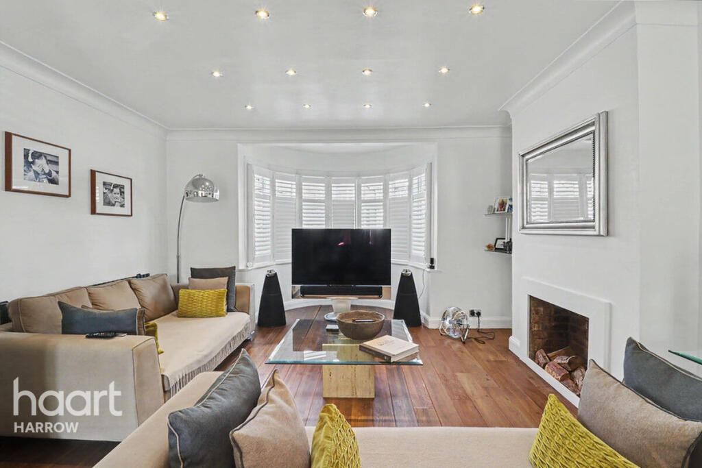 House in Harrow - View 5