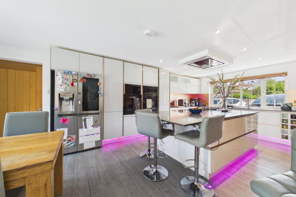 Fieldway, Winnersh, Wokingham, Berkshire, RG41 - View 6