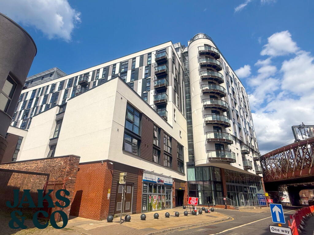 Main image of property: 138 Chapel Street, Salford, M3 6AF