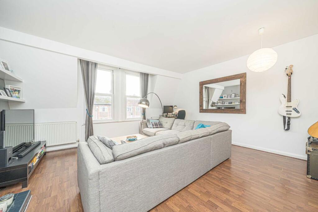Heath Road, Twickenham photo 2