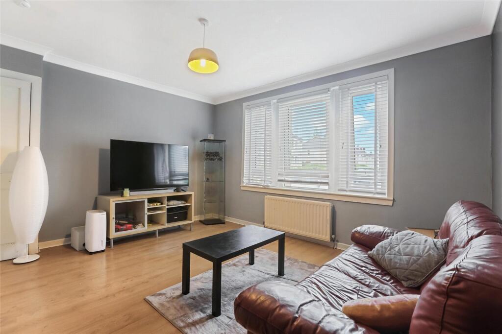 Apartment in Paisley, Renfrewshire - View 5
