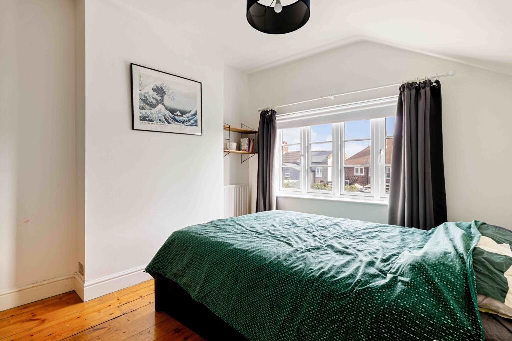 House in London - View 5