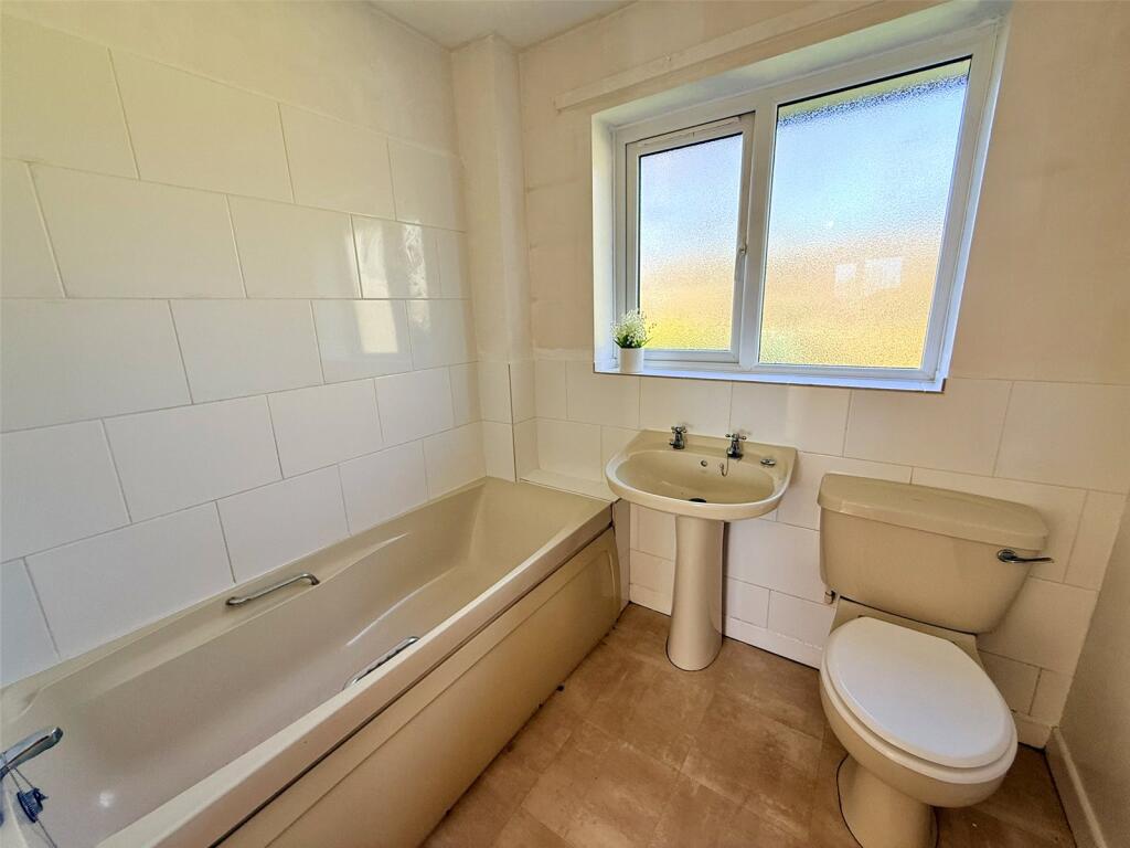 Additional image 6 of Southgate Drive, Wincanton, Somerset, BA9