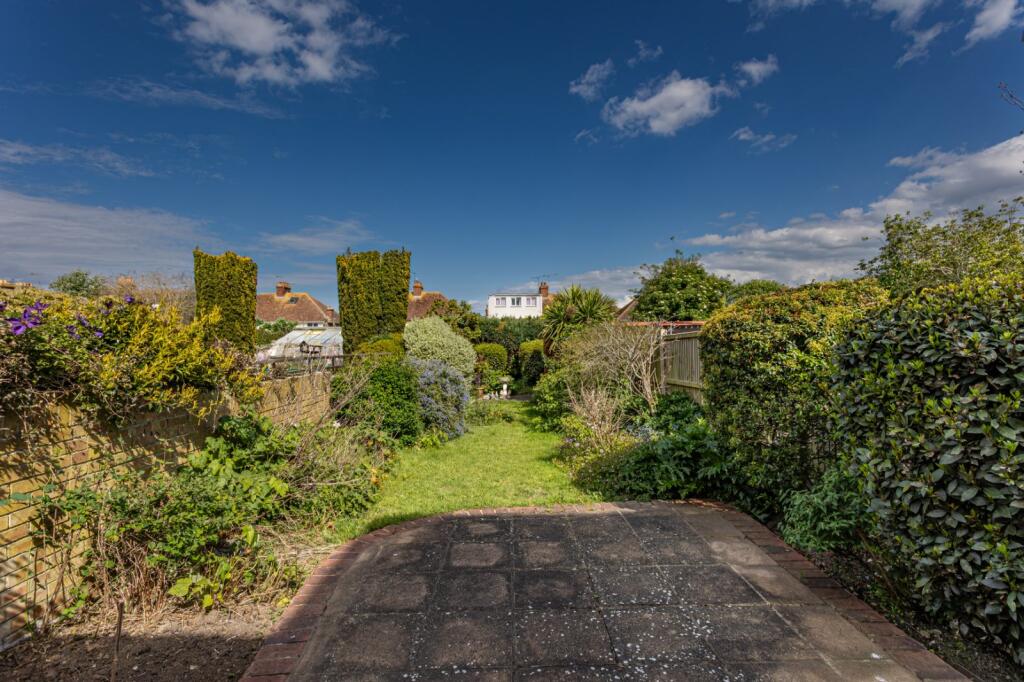 Victoria Avenue, Westgate-On-Sea, CT8 - View 3