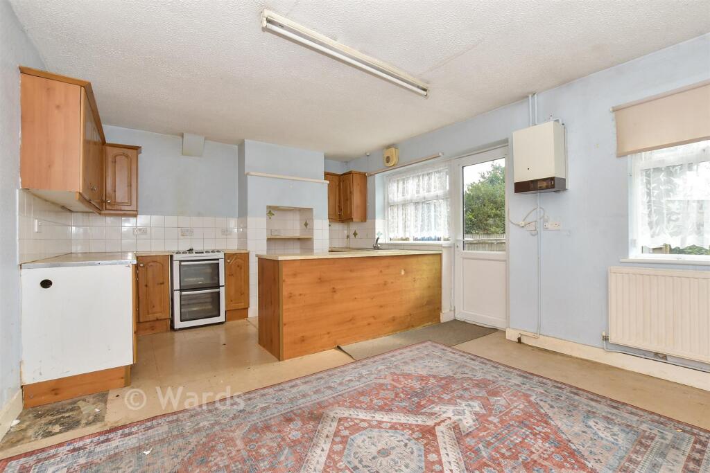 House in Dover, Walmer - More