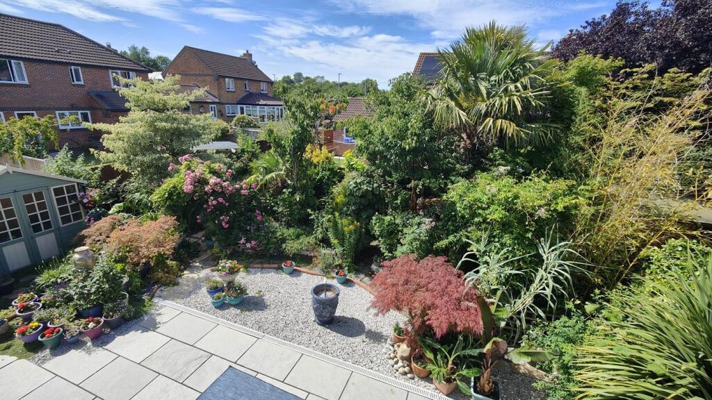 35, Old Station Gardens, Henstridge, Templecombe photo 3