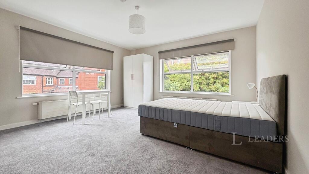 Main image of property: St. Andrews Road, Droitwich, Worcestershire, WR9