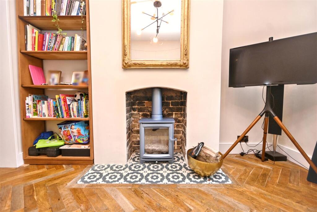 House in Eastbourne, East Sussex - View 6