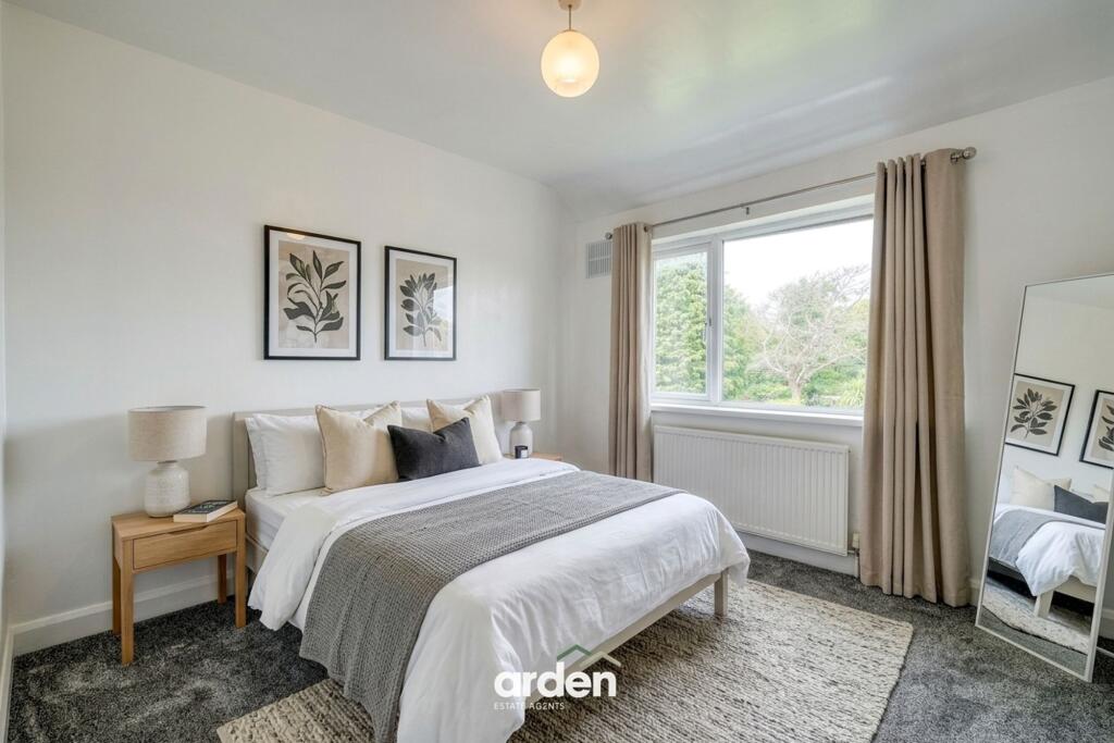 Groveley Lane, Birmingham, B31 photo 4