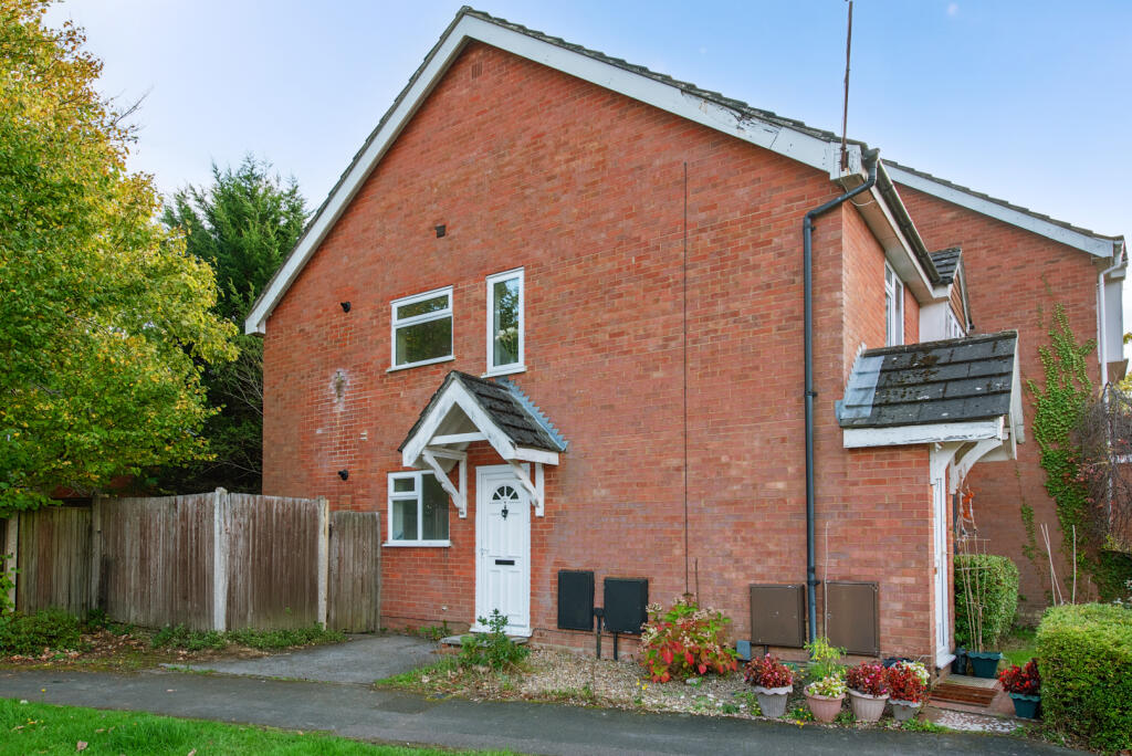 Main image of property: Sandringham Way, Frimley, GU16