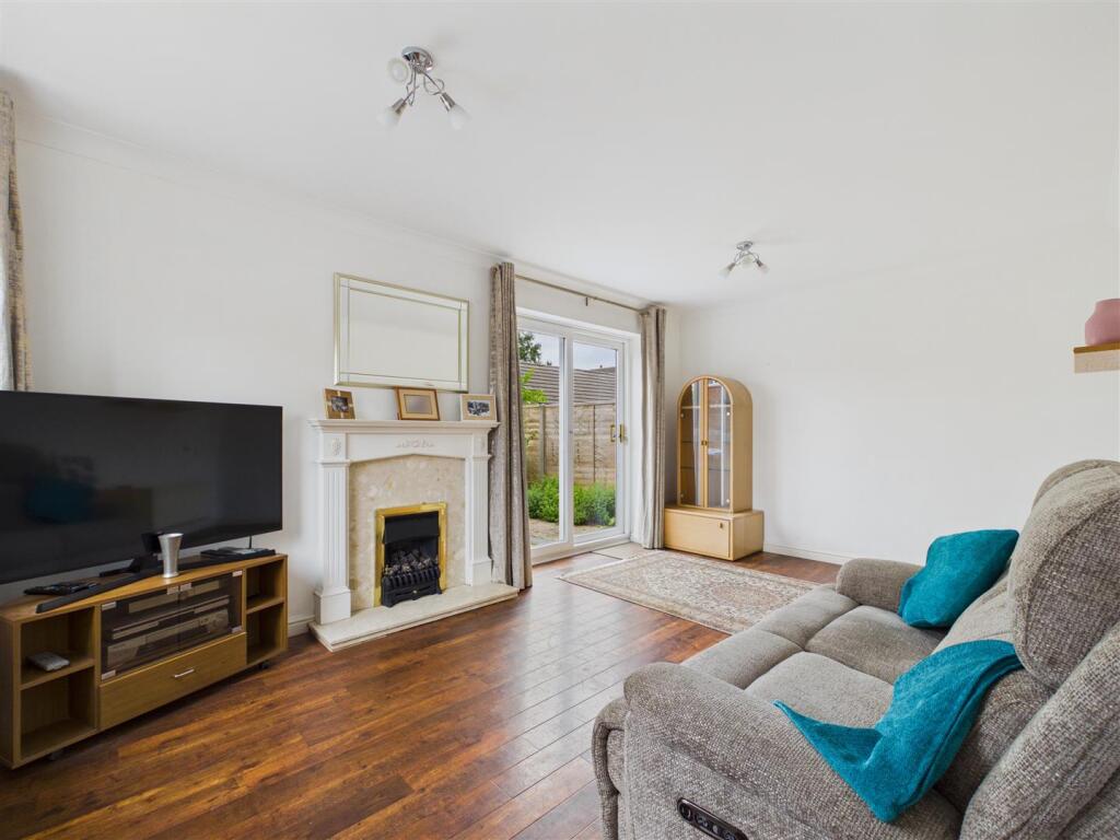House in Stratford-on-Avon, Wellesbourne CP - View 3