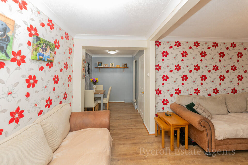 Groomes Close, Hopton, Great Yarmouth photo 4