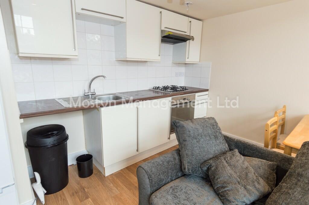 Apartment in London - View 2