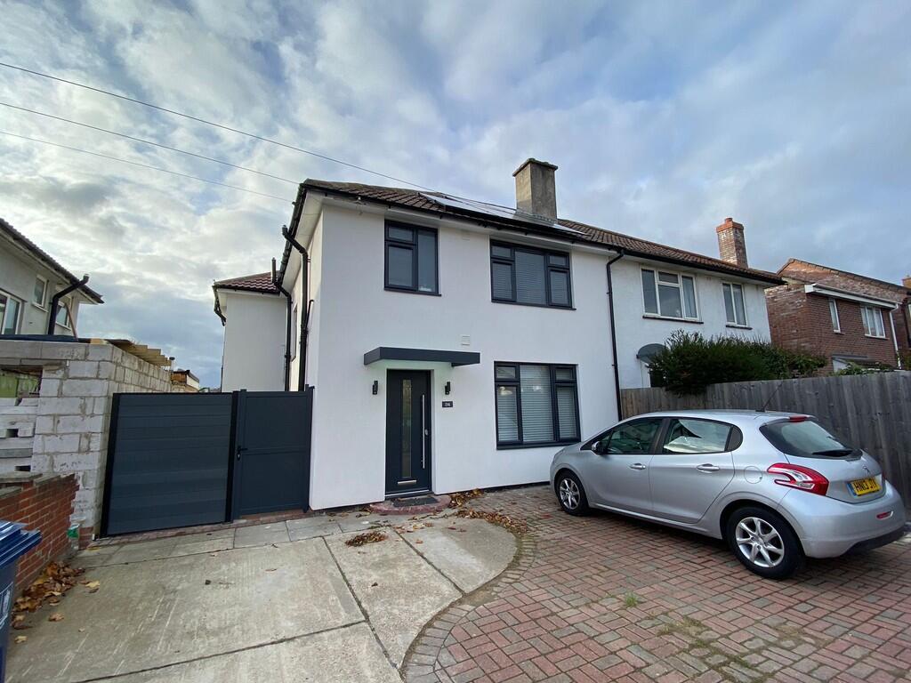 Main image of property: Room 1, 216 Peverel Road