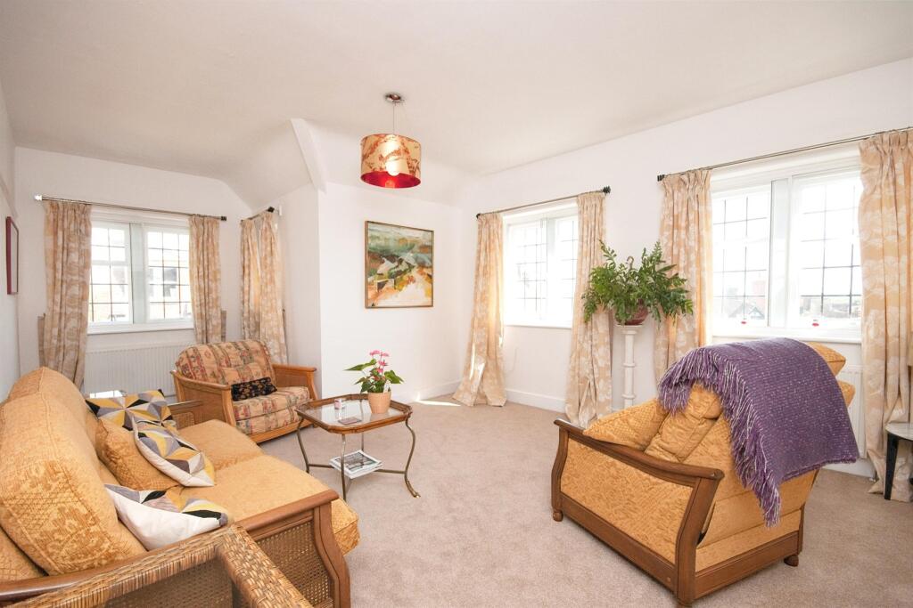 Apartment in Brighton - View 2