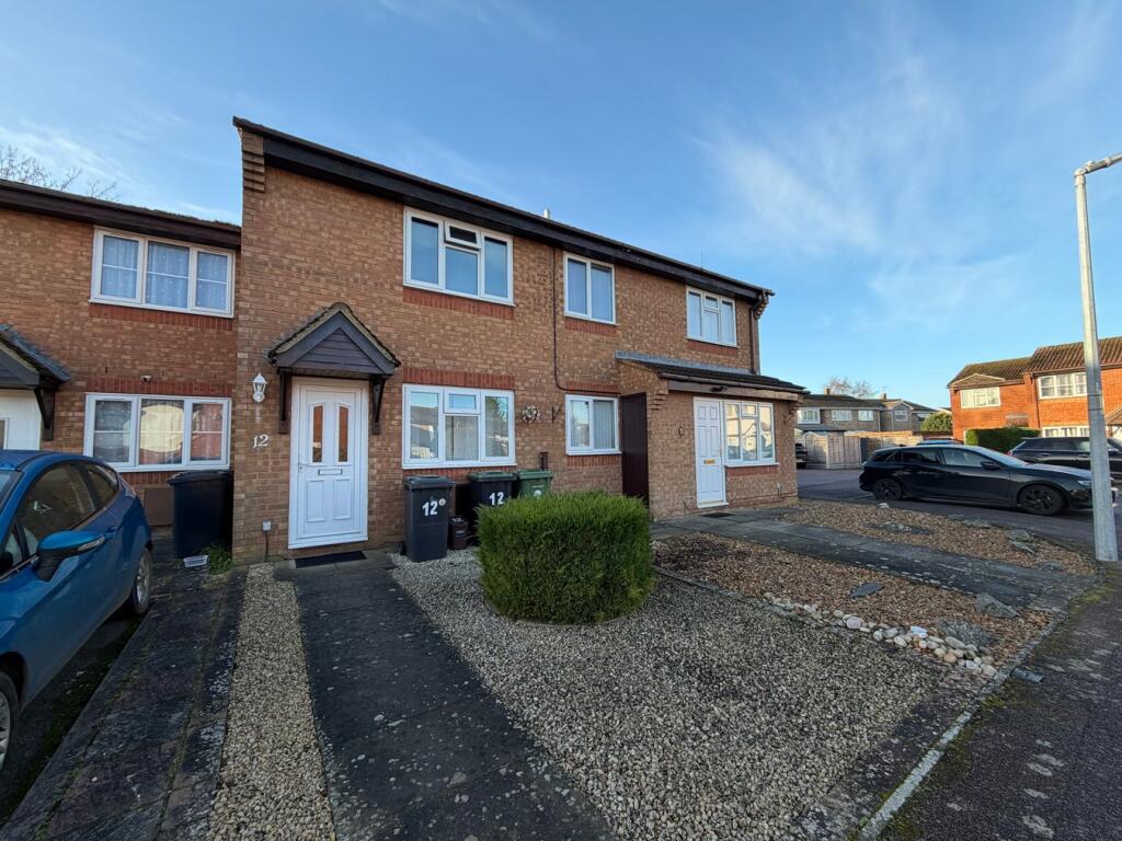 Main image of property: Upperstone Close, Stotfold, Hitchin, SG5