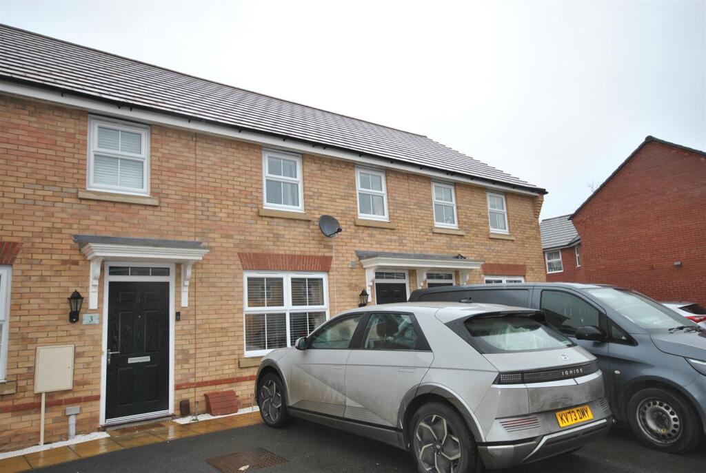 Main image of property: De Bray Close, Northampton