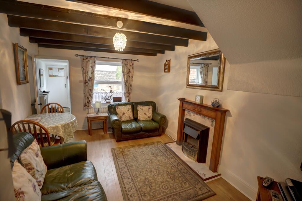 House in York - View 4