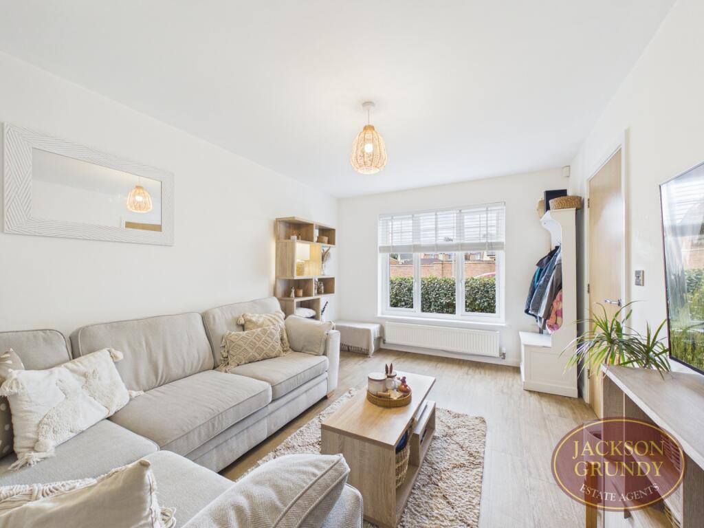 House in Northampton, West Northamptonshire - View 5