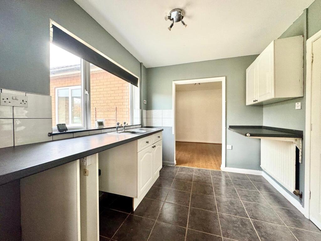 Hillcrest Drive, Llandrindod Wells, Powys photo 4