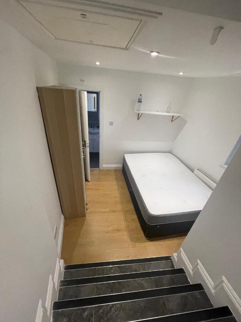 Main image of property: London Road, London, SW17