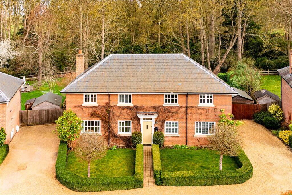 Main image of property: Garden Lane, Tyringham, Newport Pagnell, Buckinghamshire, MK16