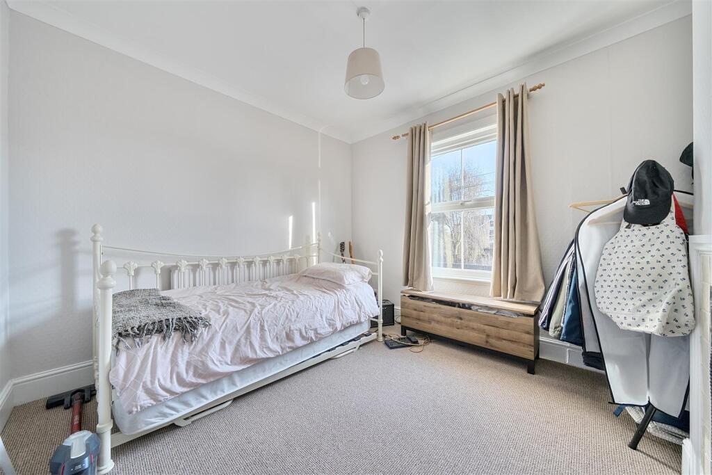 House in Shrewsbury, Shropshire - More
