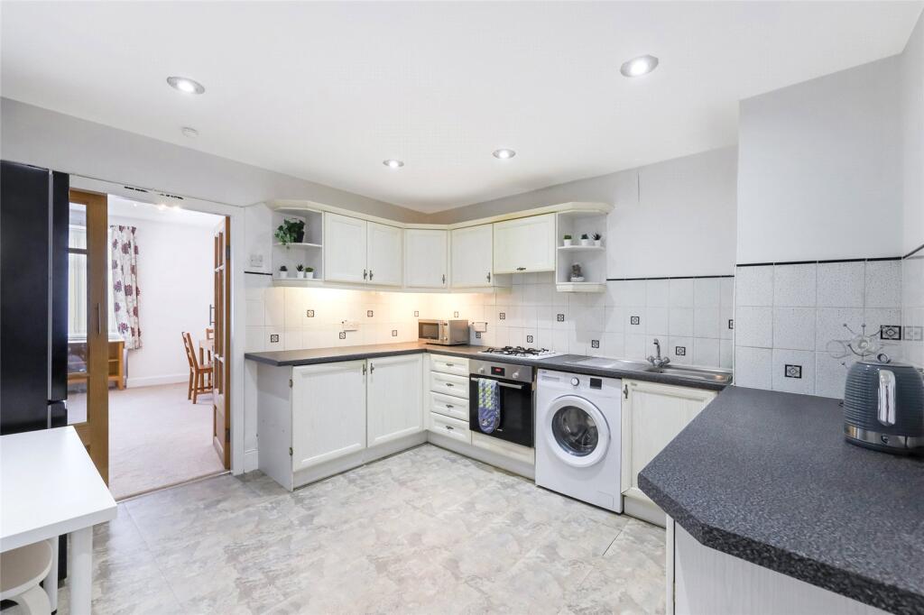 Apartment in Kilmarnock - More