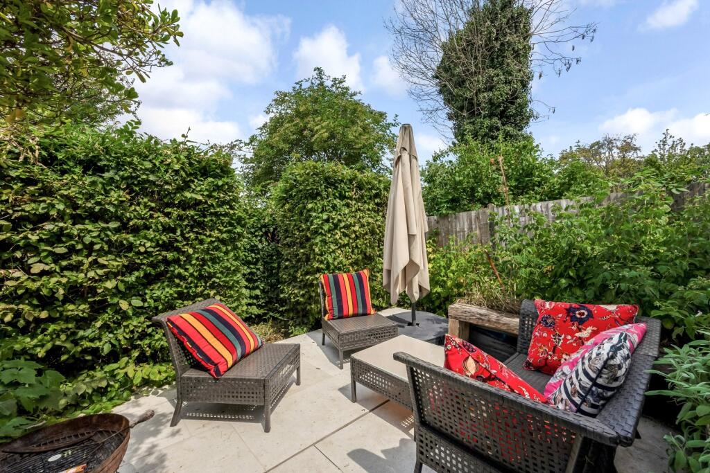 House in London - More