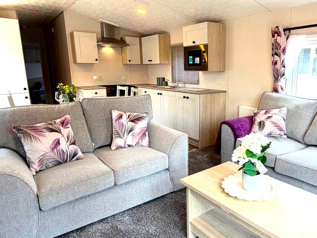 Delta Show Home, Hazelwood Holiday Park, Warren Road, Dawlish Warren, Devon, EX7 0PF - View 2