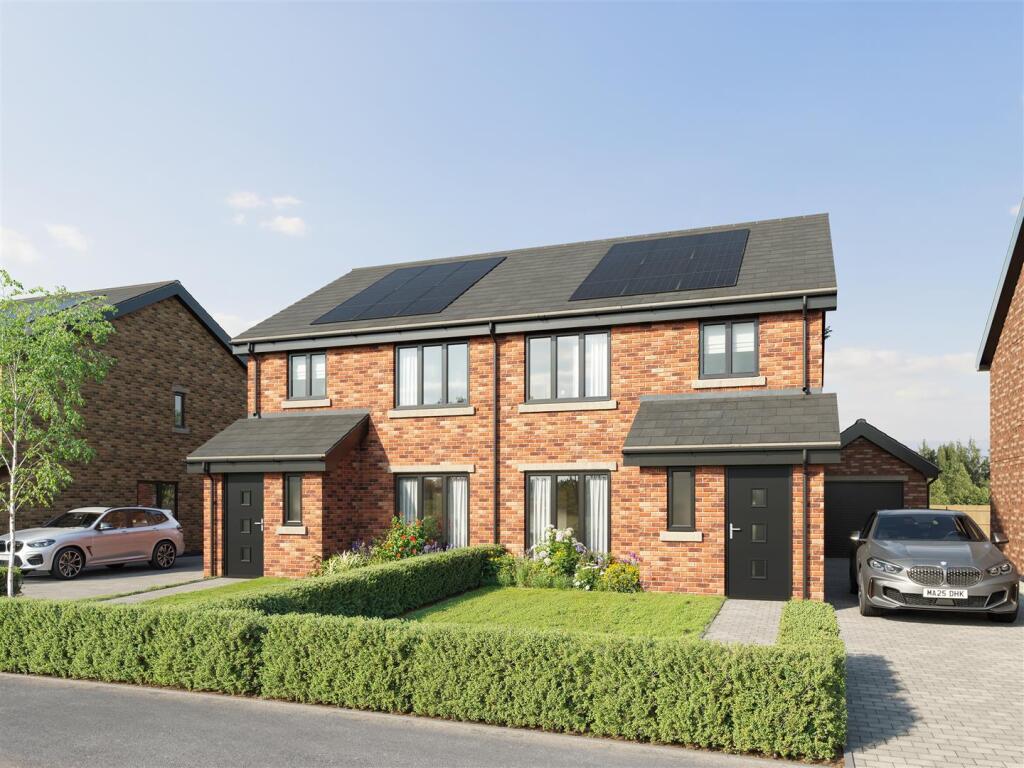 3-bed semi-detached on Plot 4, Louth Road, Holton Le Clay, £294,995