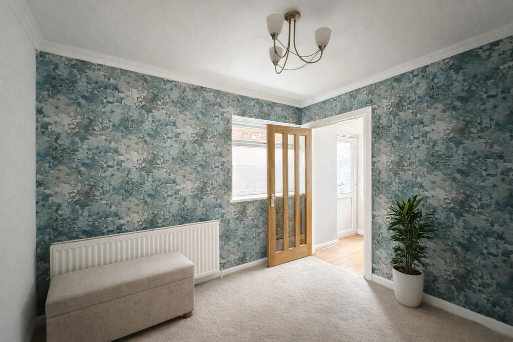 Foxbury Close, Hythe, Southampton photo 3