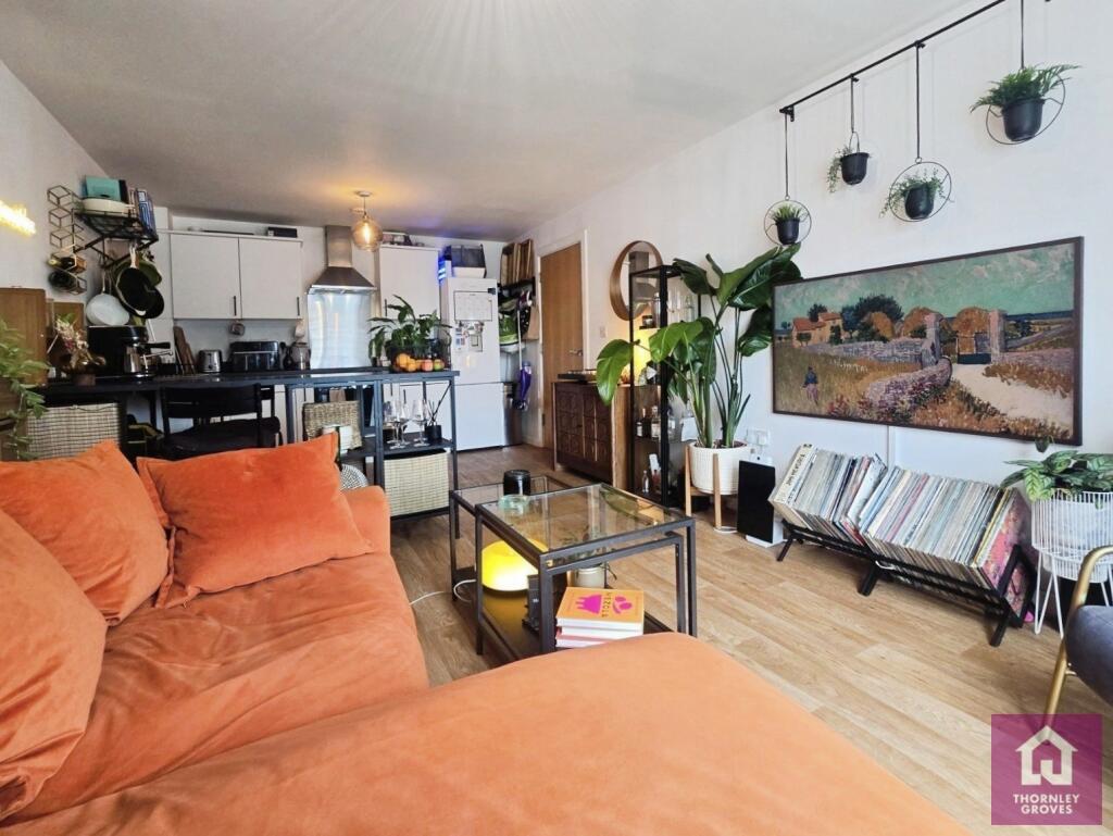 Apartment in Chester, Hough Green, City of Chester - More