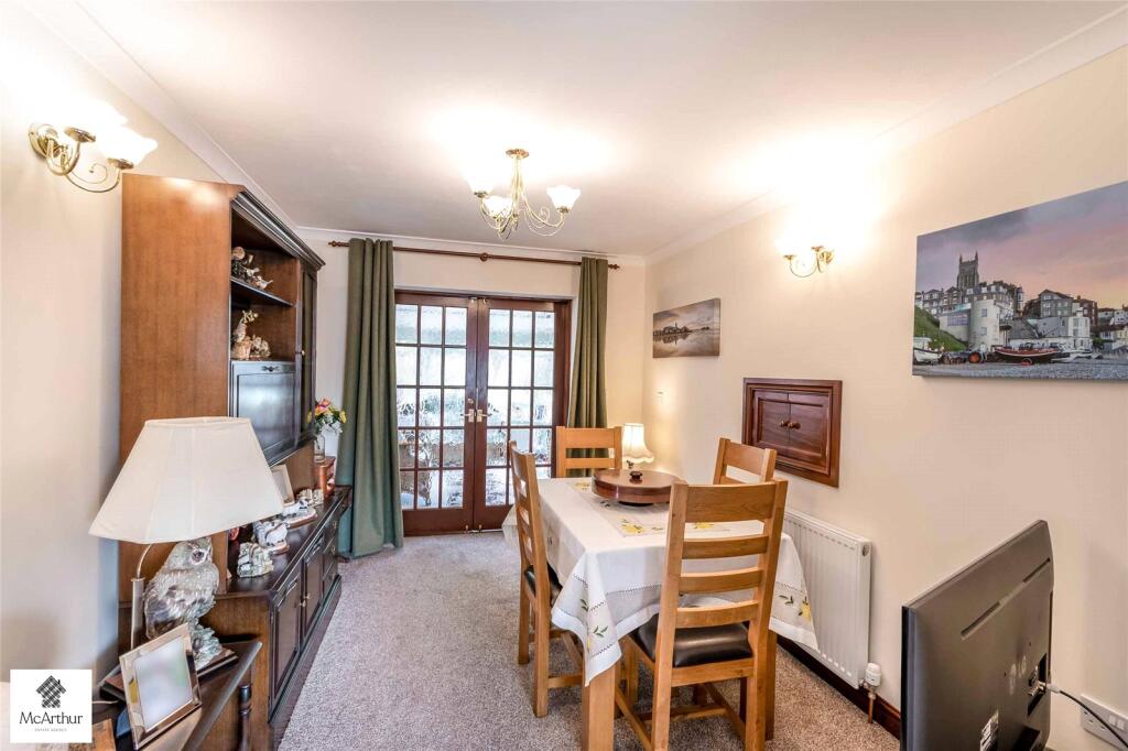 House in Doncaster - View 5
