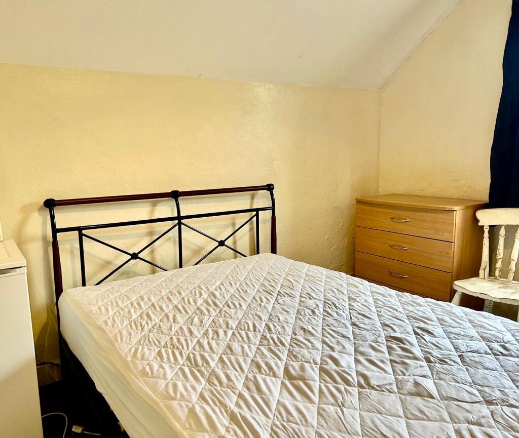 Main image of property: Room 7