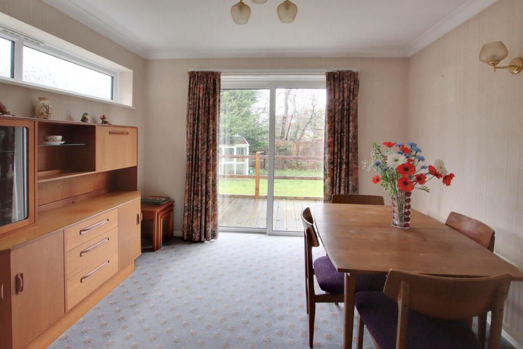 Round Grove, Shirley photo 4