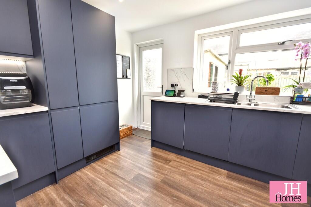 Abbots Vale, Barrow-in-Furness, Cumbria - View 6