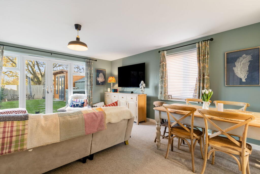 Kingston Close, Welland, Malvern, Worcestershire, WR13 photo 2