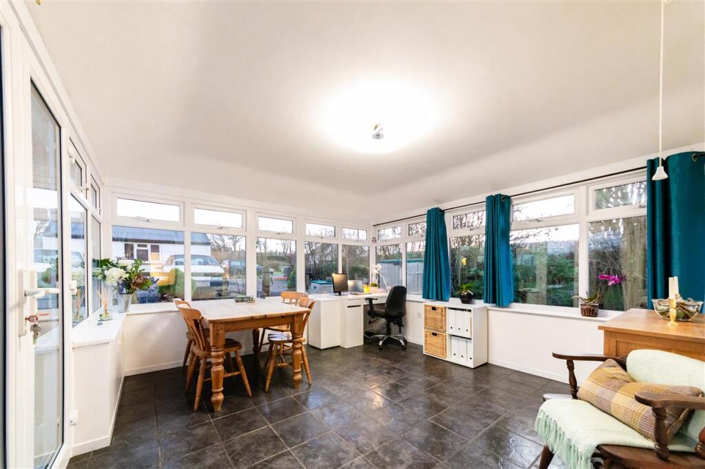 House in Llawhaden - View 4