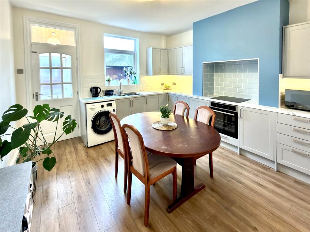 Park Hill, Darfield, Barnsley, South Yorkshire, S73 photo 2
