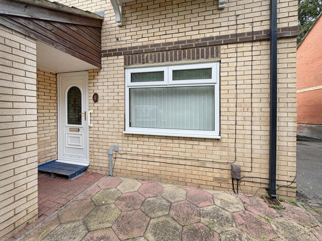 Apartment in Stockton-on-Tees - View 5