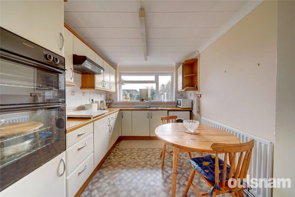 Shirley Road, Droitwich, Worcestershire, WR9 photo 4