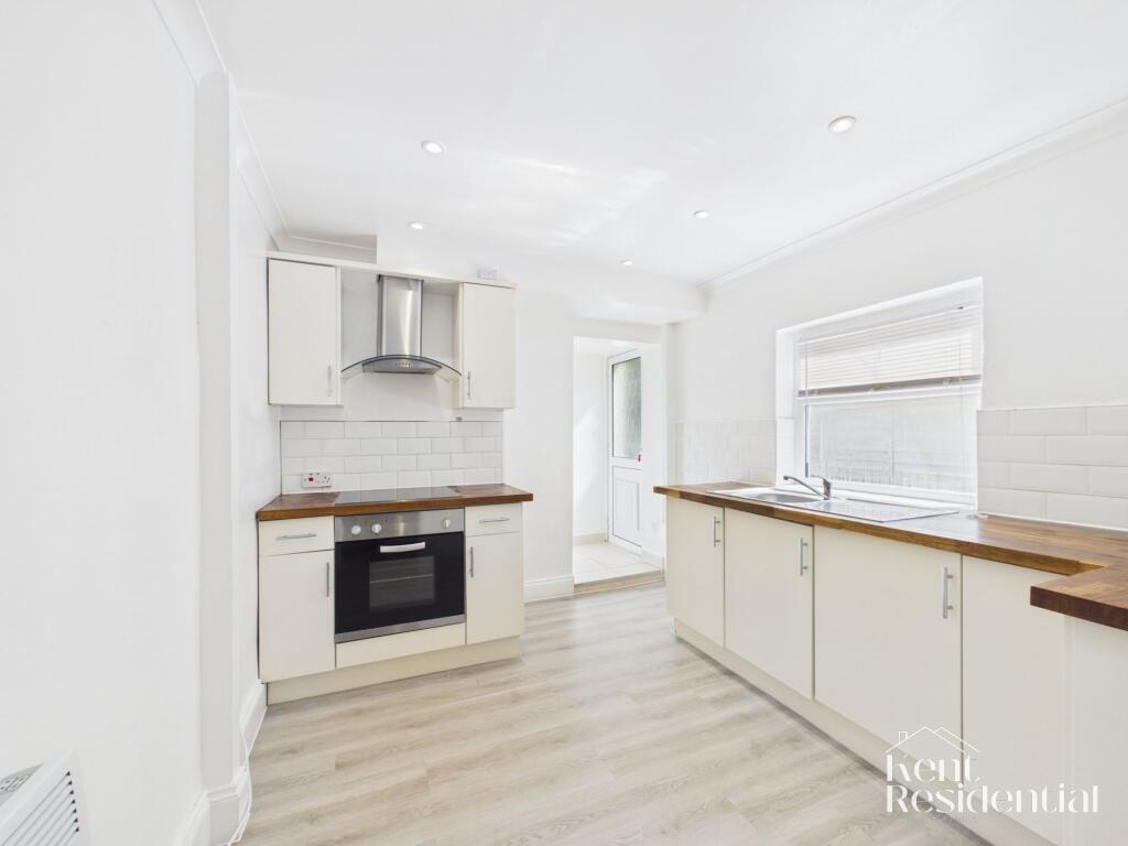 Main image of property: Luton Road, Chatham, ME4