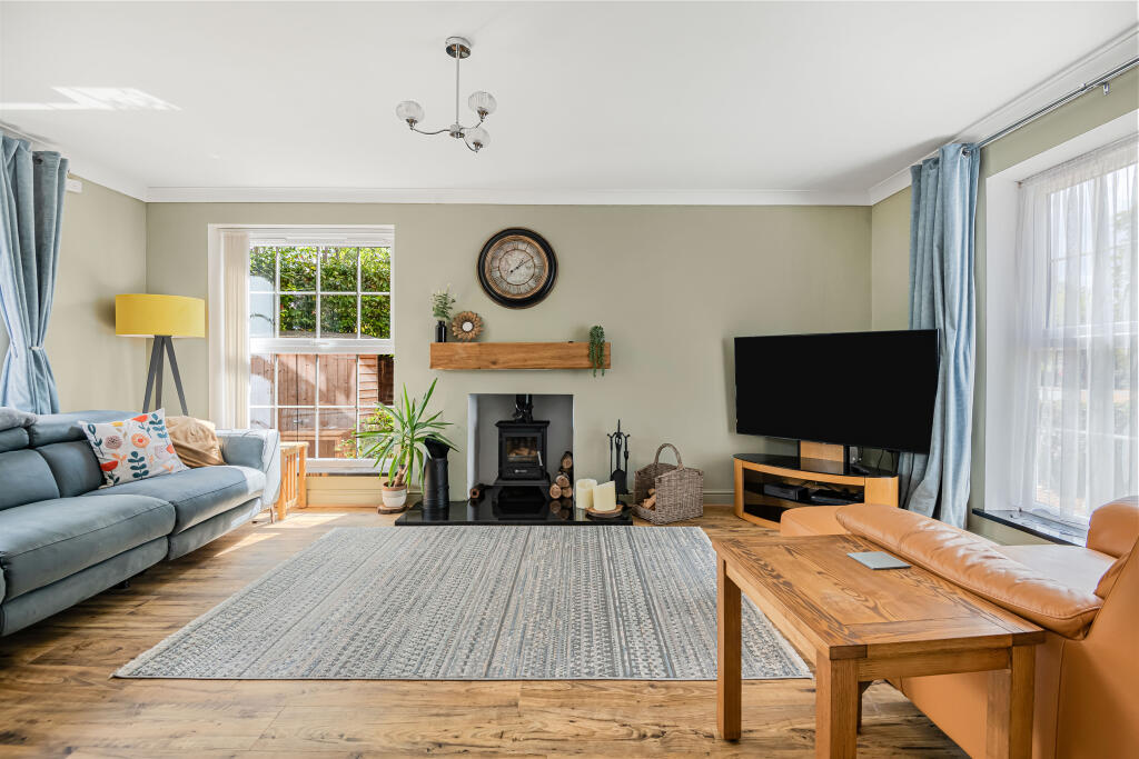 Beehive Lane, Welwyn Garden City, AL7 photo 4