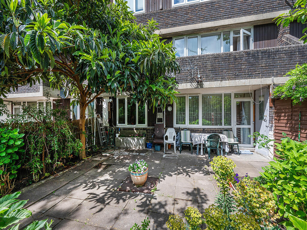 Main image of property: Laxley Close, London