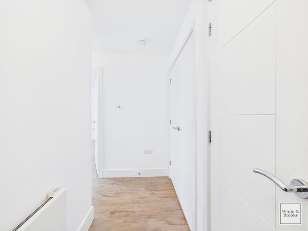 Apartment in Portsmouth - More