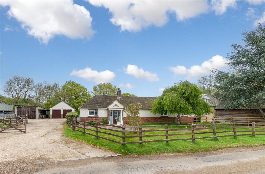 Main image of property: Petsoe End, Emberton, Olney, Buckinghamshire, MK46